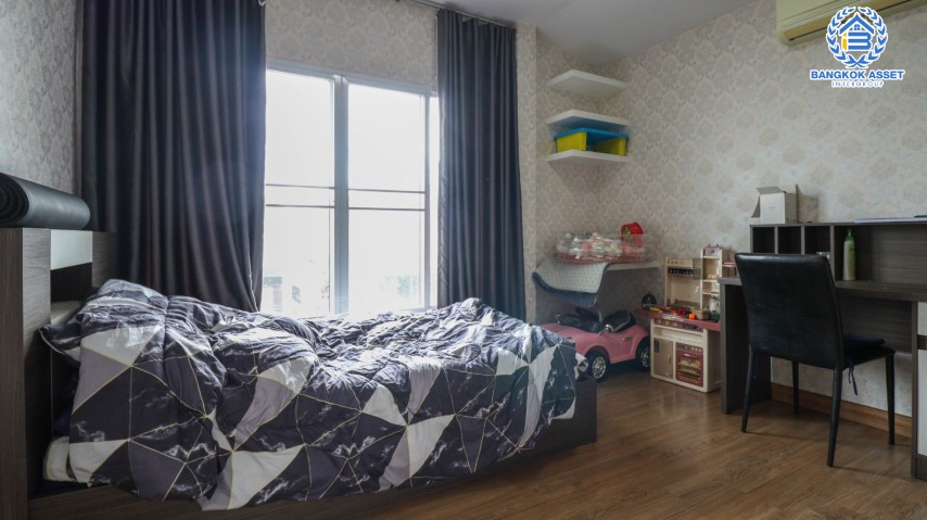 *****บ้านเดี่ยวมือสองย่านนนทบุรี ม.ดีซิโอ้ ราชพฤกษ์ หลังมุม บนเนื้อที่ 54.1 ตร.ว. พร้อมฟังก์ชัน 3 ห้องนอน 3 ห้องน้ำ 2 ที่จอดรถ บรรยากาศเงียบสงบ ทำเลดี เชื่อต่อทั้งถนนราชพฤกษ์, ถนนรัตนาธิเบศร์, ถนนชัยพฤกษ์, ถนนแจ้งวัฒนะ และรถไฟฟ้าสายสีม่วง "สถานีบางรักน้อยท่าอิฐ"